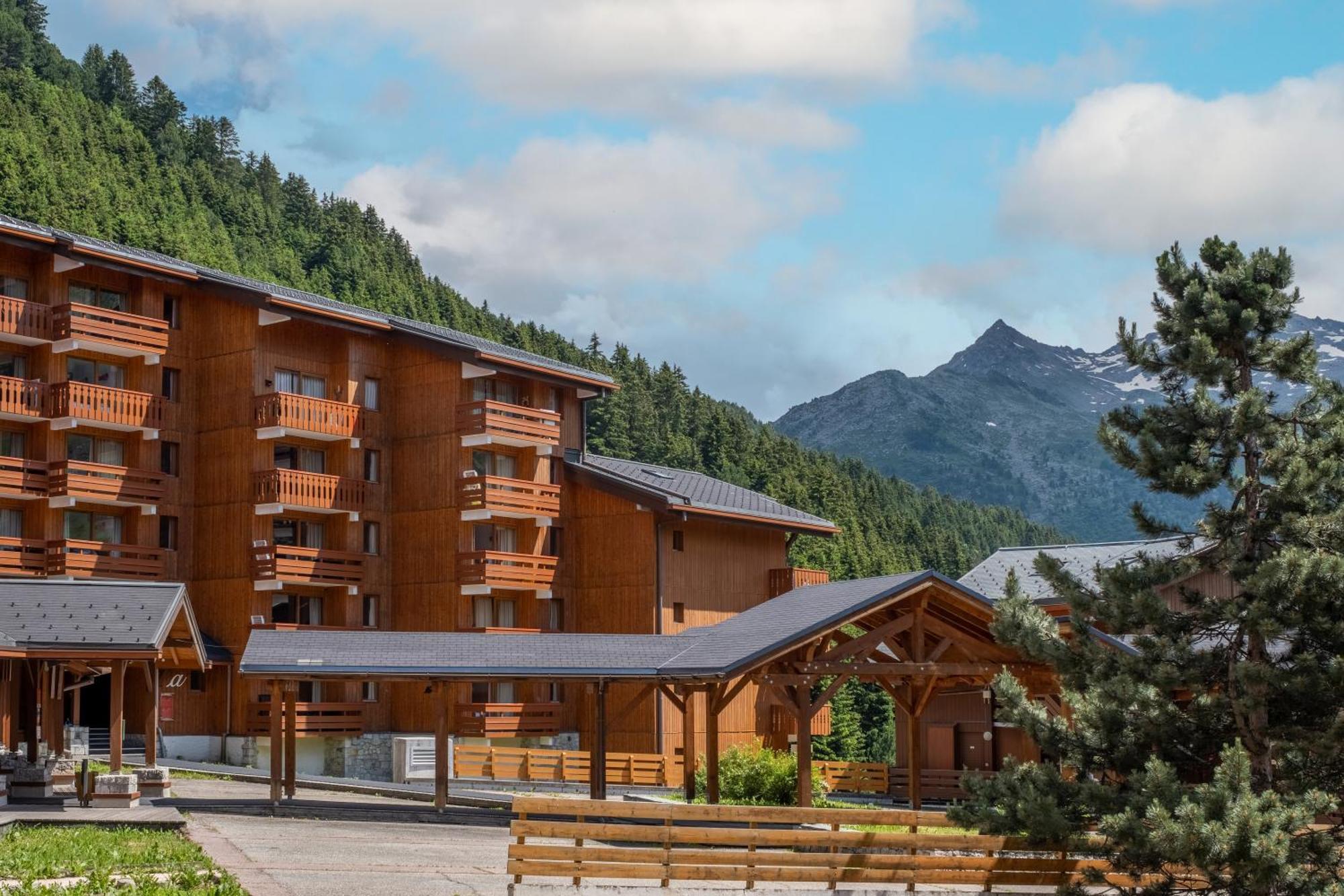 Residence Pierre & Vacances Premium Les Crets Les Allues 外观 照片